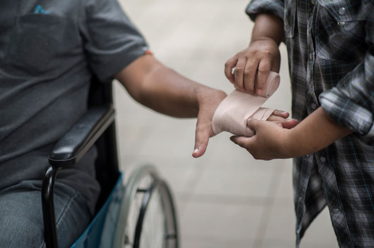 When to Seek Medical Help for Bone Fractures